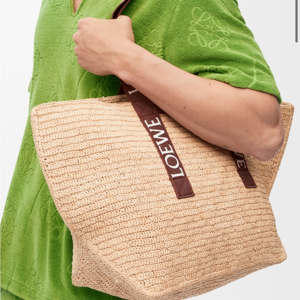 Loewe Raffia Fold Shopper Tote beach bag - Picture 2 of 8